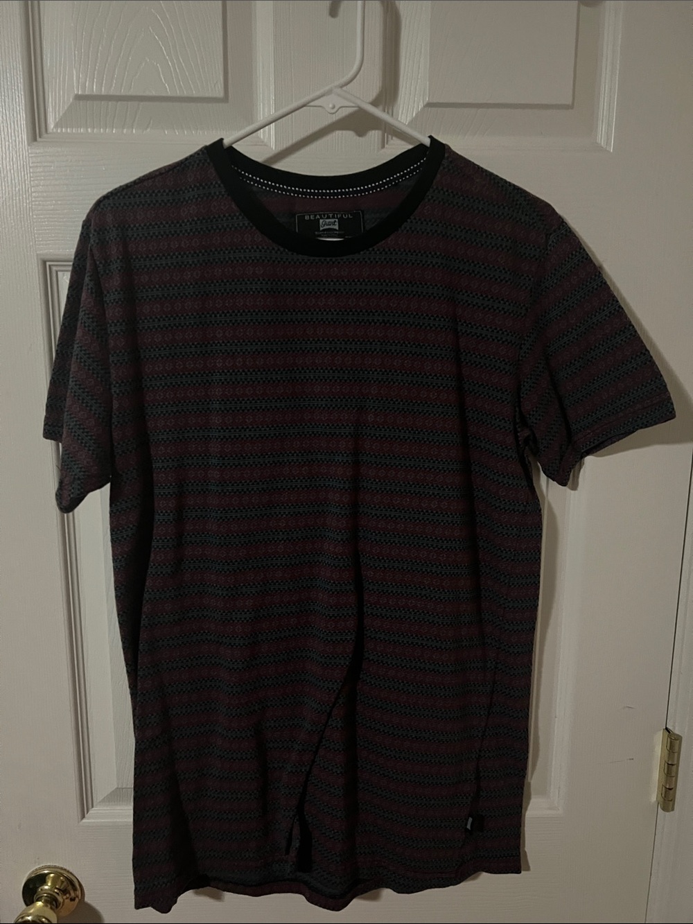 Men's Short Sleeve Striped Crew Tee - Black & Burgundy